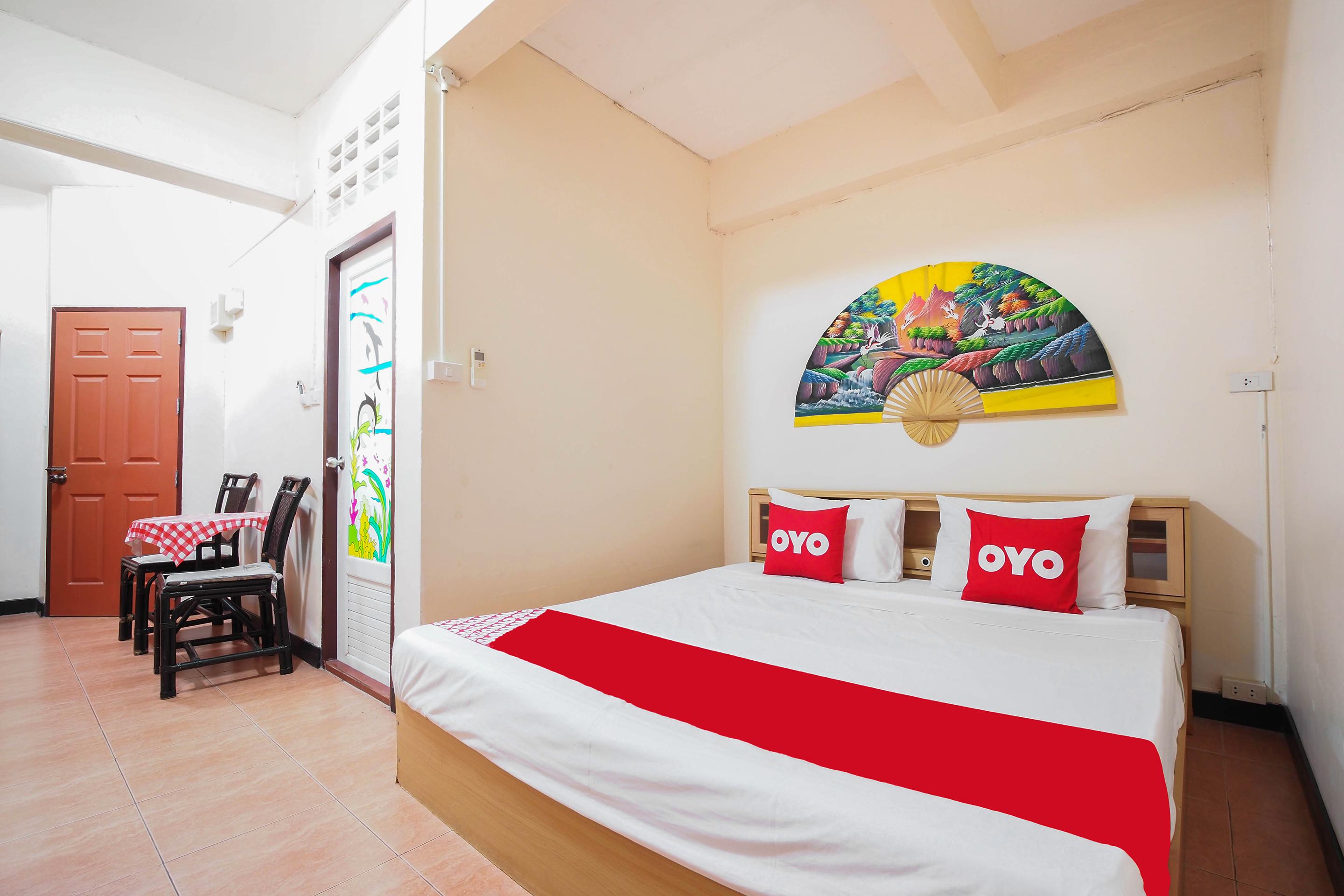 Oyo 963 Sunshine Guesthouse Pattaja Kültér fotó