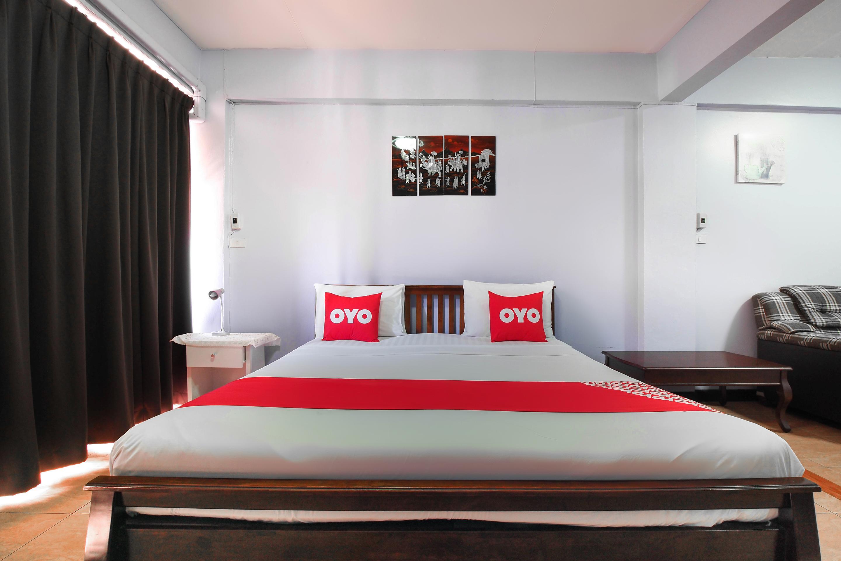 Oyo 963 Sunshine Guesthouse Pattaja Kültér fotó