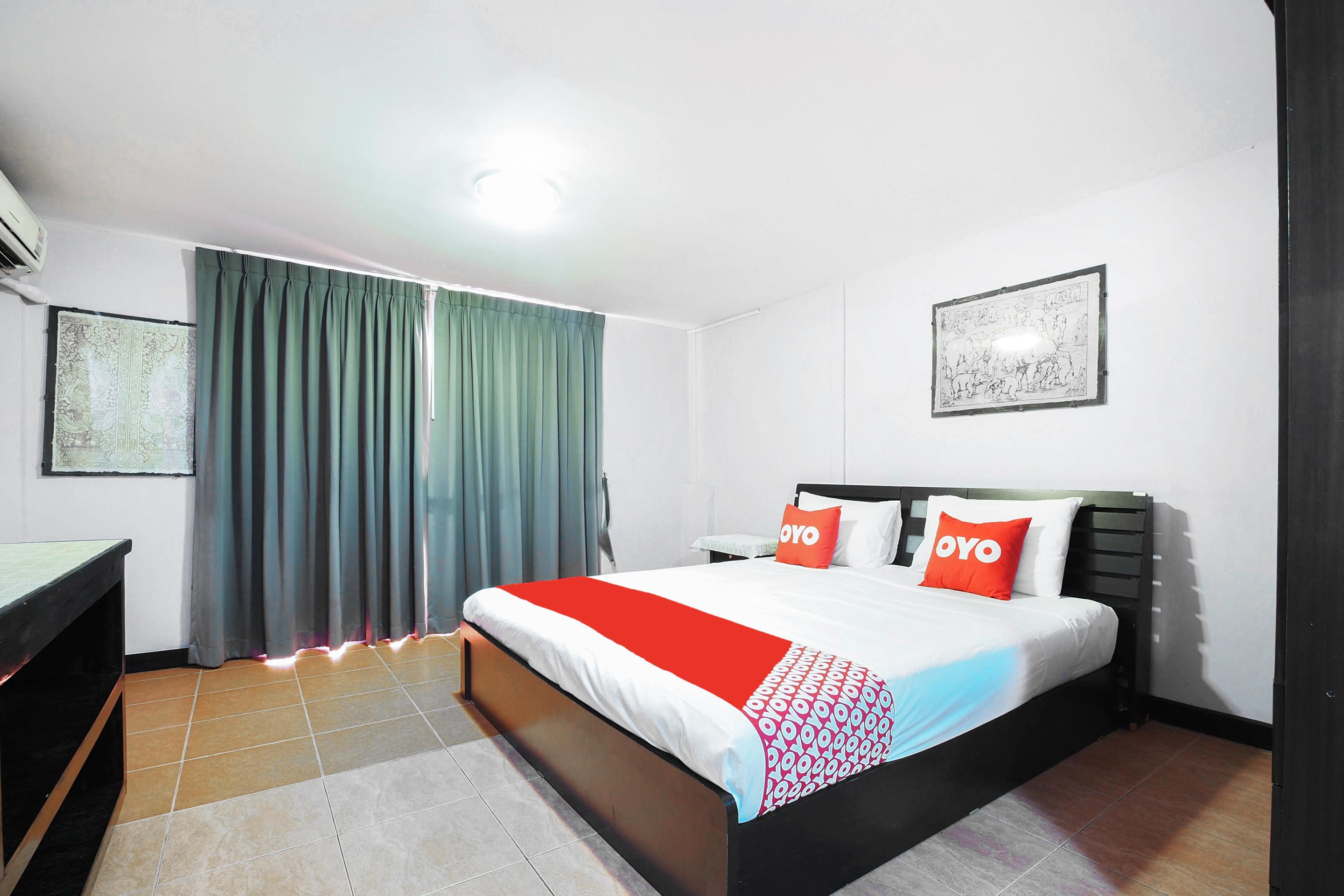 Oyo 963 Sunshine Guesthouse Pattaja Kültér fotó