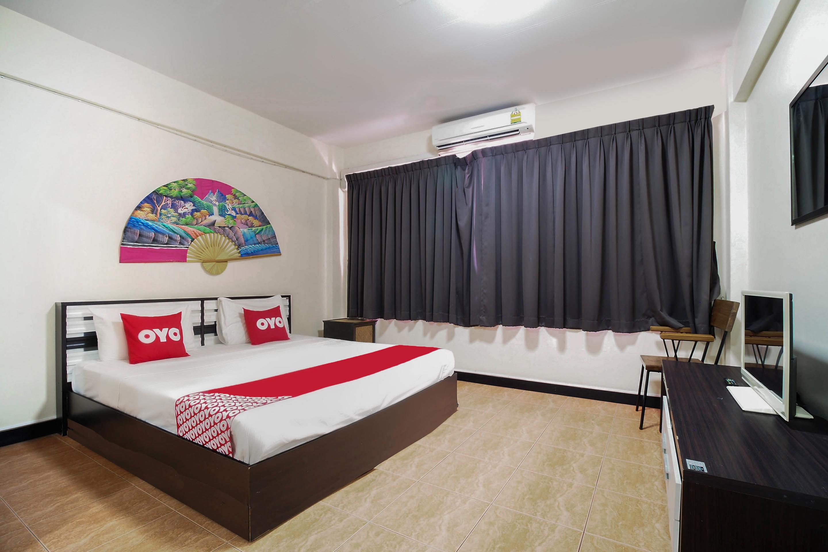 Oyo 963 Sunshine Guesthouse Pattaja Kültér fotó