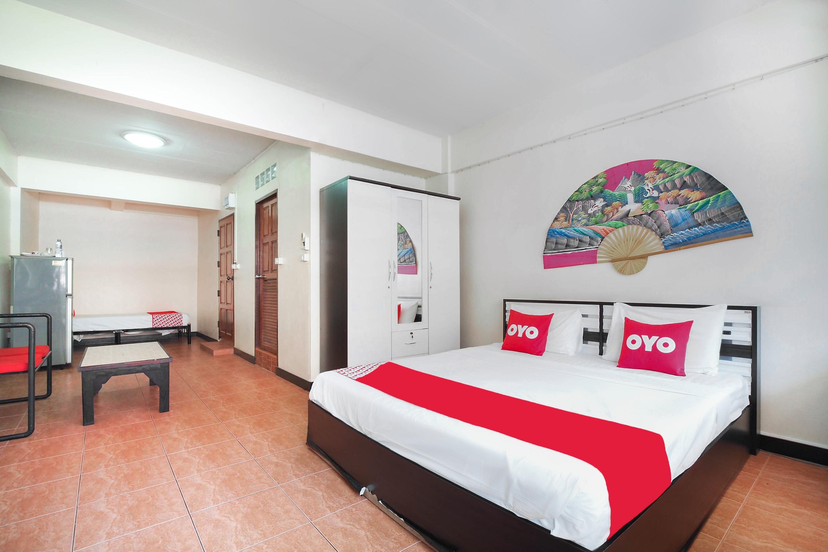 Oyo 963 Sunshine Guesthouse Pattaja Kültér fotó
