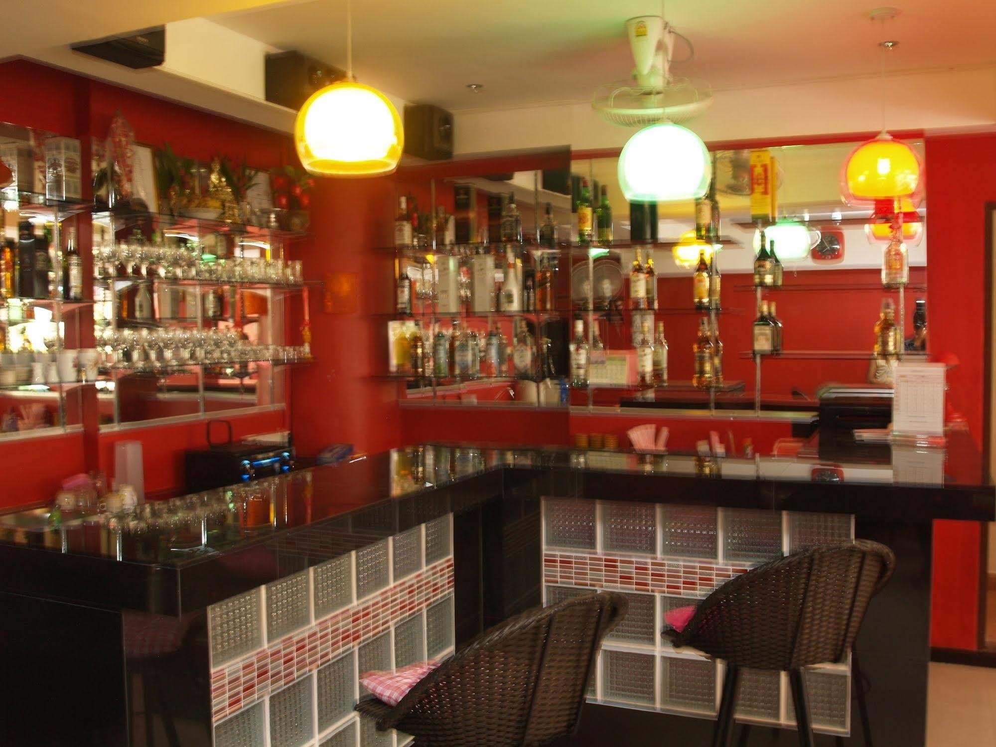 Oyo 963 Sunshine Guesthouse Pattaja Kültér fotó